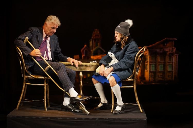 На театър през декември