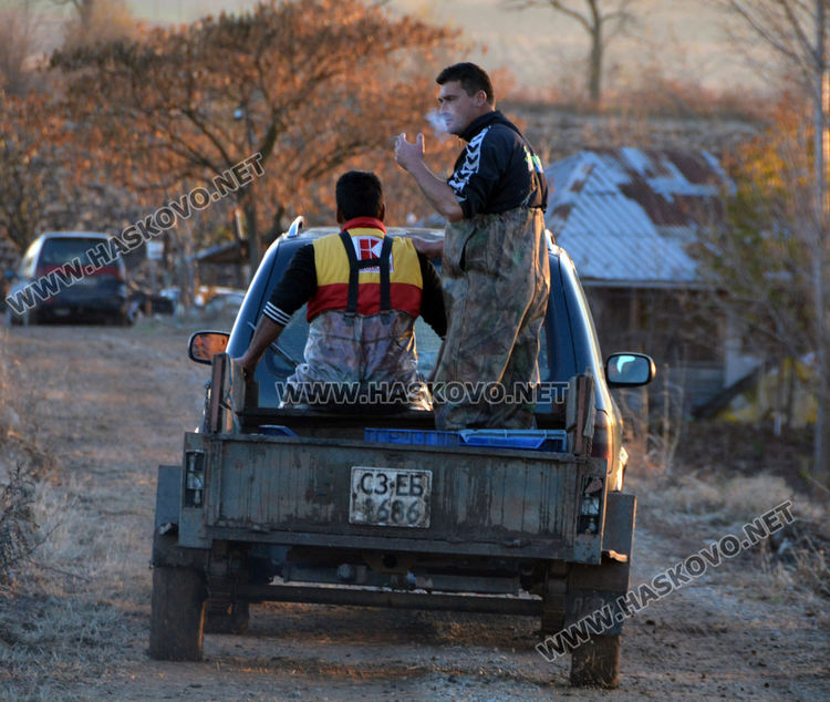 Рибата в язовирите в Хасковско малко, шаранът скочи с лев преди Никулден