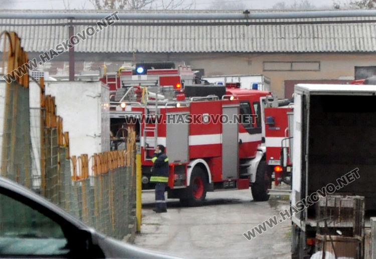 Пожар избухна в базата на БМК в Хасково