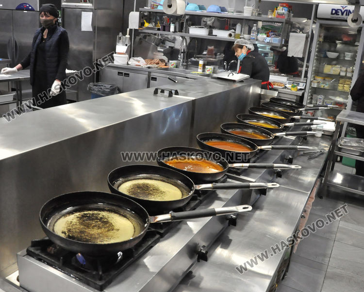 Усилено търсене на риба в хасковските магазини преди Никулден