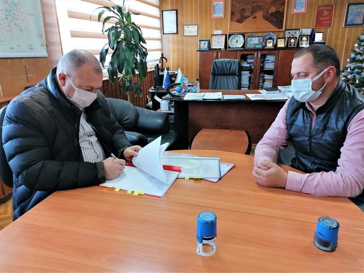 Пореден подписан договор на Сдружение с нестопанска цел „МИГ Ардино – Джебел“