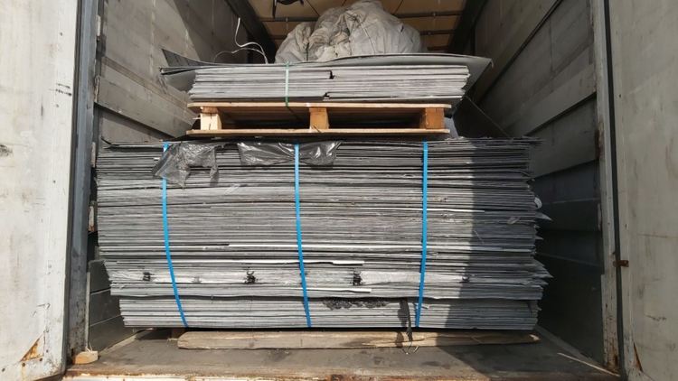 Глоба за пловдивска фирма за вноса на 137 т. отпадъци, спрени на „Капитан Андреево“