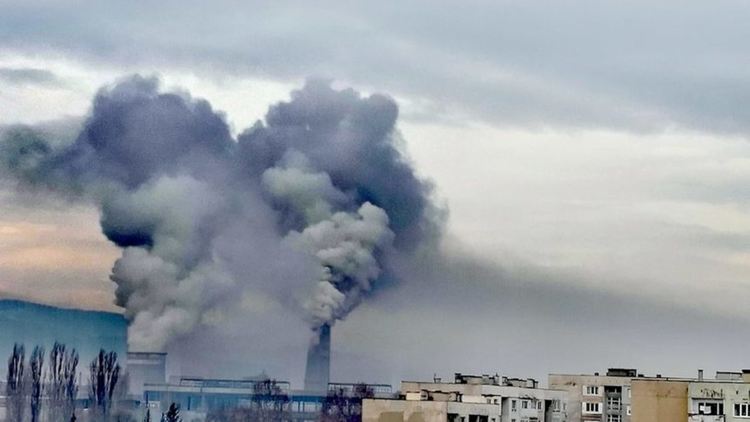 Сигнали на граждани предизвикаха внезапна проверка на ТЕЦ "Република" в Перник