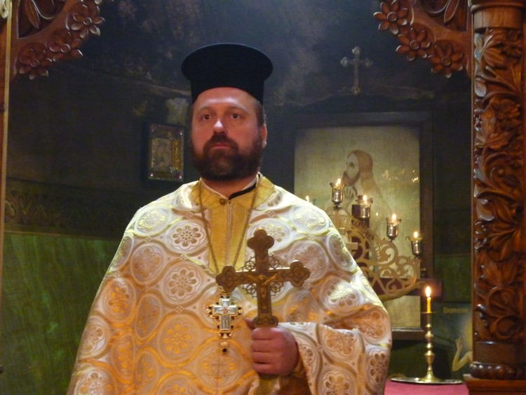 Храм „Св. Николай Чудотворец“ в Смолян отпразнува тържествено своя покровител