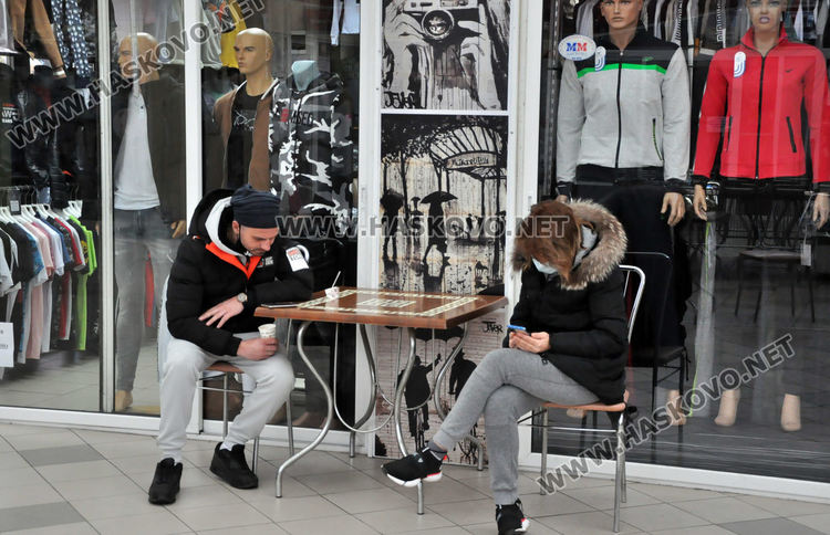 Протест на търговците от базара над реката заради глобени клиентите