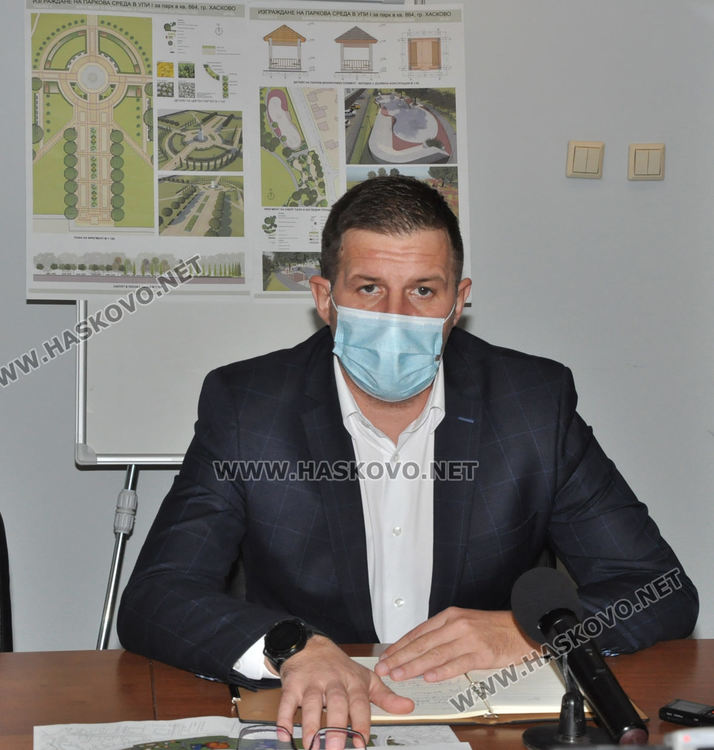 През пролетта започва изграждането на парка над ДНА. Хасковлии избират името му 