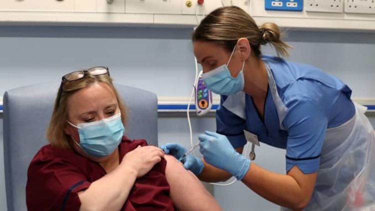 Канадският здравен регулатор одобри ваксината на Pfizer и BioNTech