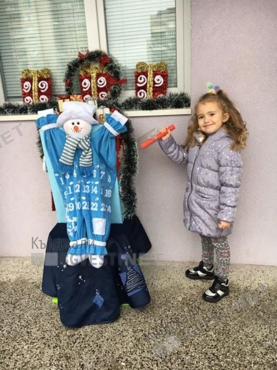 Дете-сираче от детска градина „Баба Тонка” поиска подарък прахосмукачка от Дядо Коледа, за да облекчи баба си