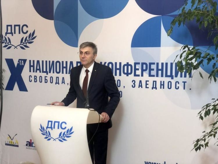 Мустафа Карадайъ