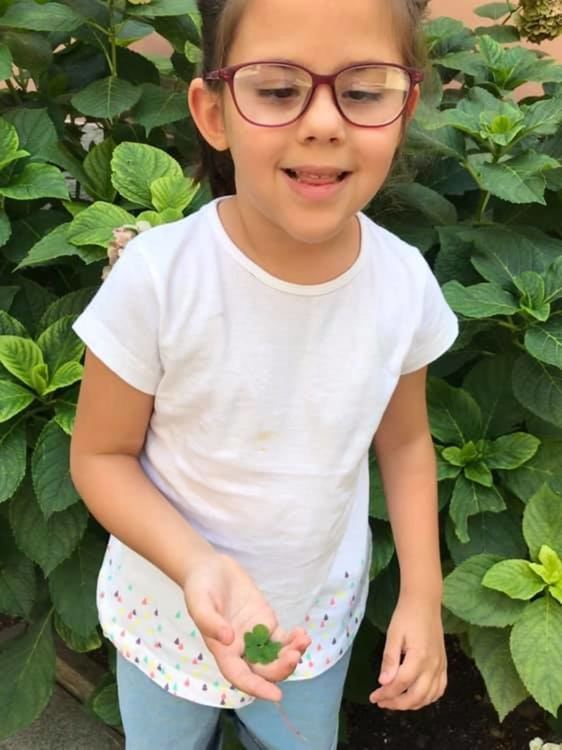 Продължава кампанията „Да помогнем на Радост да проходи“