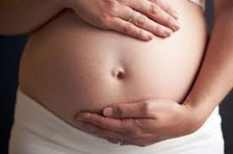 Бременна жена от Крумовград е с положителна проба за COVID 19,състоянието й е добро