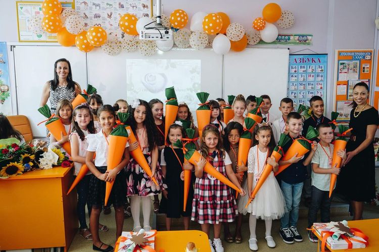 Най-усмихнатите първолаци са в „Йовков“