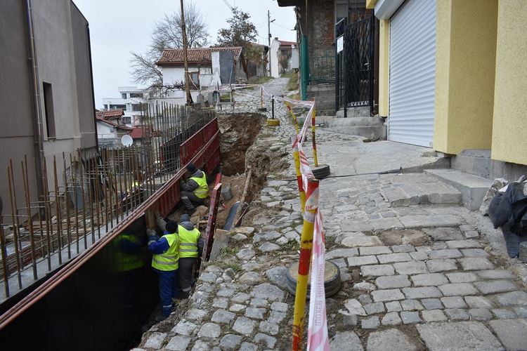 Заместник-кметът инж. Стоян Димитров извърши проверка на ремонта на ул."Странджа"