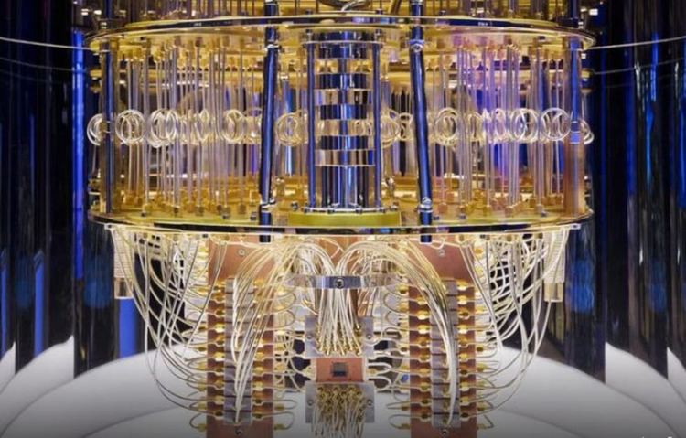 IBM строи най-големия квантов компютър, заедно с гигантски хладилник, в който да го постави