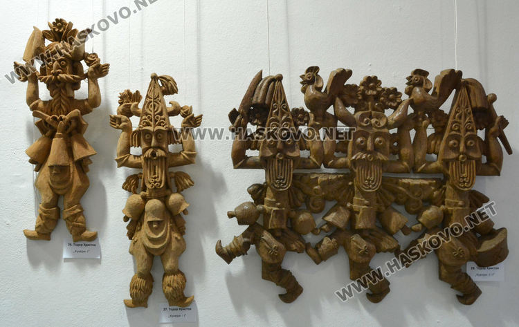  Двама юбиляри в Коледната изложба на Хасковските художници