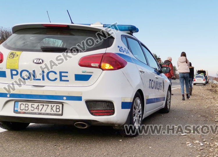 Две 13-годишни момичета пострадаха при катастрофа