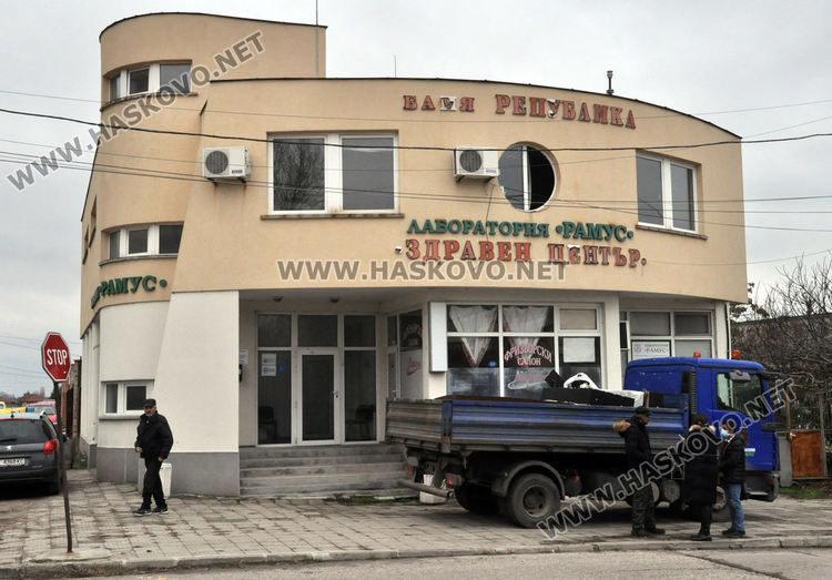 Бездомниците от центъра за временно настаняване се нуждаят от храна, дрехи и книги