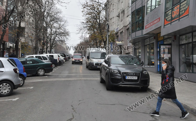 Санкциониран водач: В Хасково глобяват избирателно. Общината: Униформените са били на сигнал