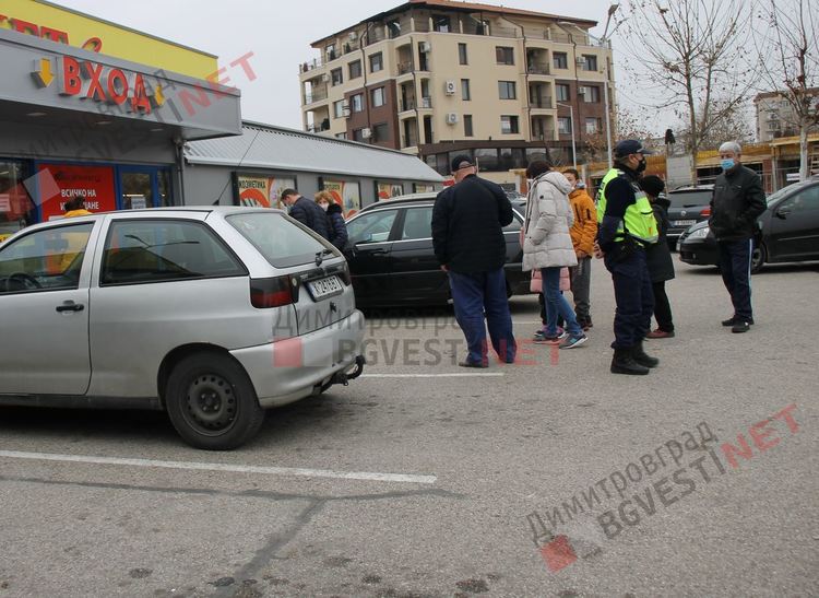 Масови проверки в търговските обекти и пазари започнаха в Димитровград - спазват ли се правилата?