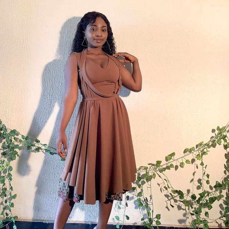 Млада дизайнерка създава тоалети трансформери