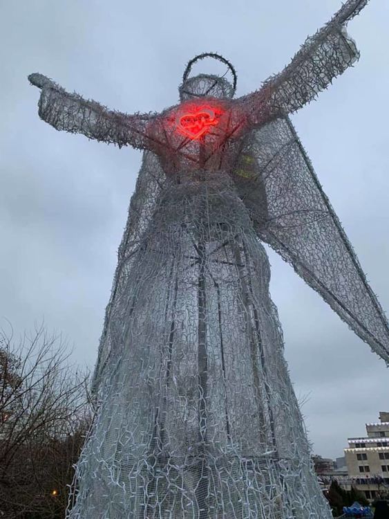 Кърджали е с Ангел Хранител,кметът с Коледно послание към кърджалийци/снимки/