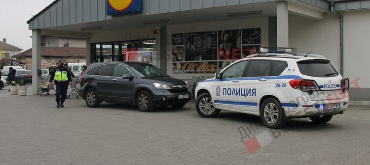 Масови проверки в търговските обекти и пазари започнаха в Димитровград - спазват ли се правилата?