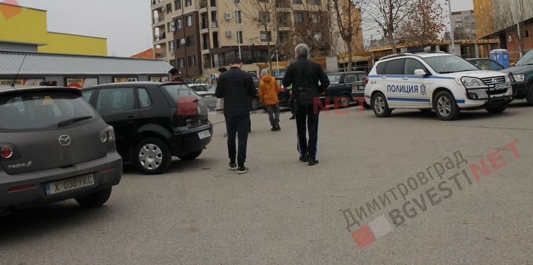 Масови проверки в търговските обекти и пазари започнаха в Димитровград - спазват ли се правилата?