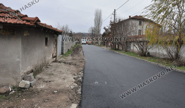 Преасфалтираха улица с нова канализация в „Болярово“