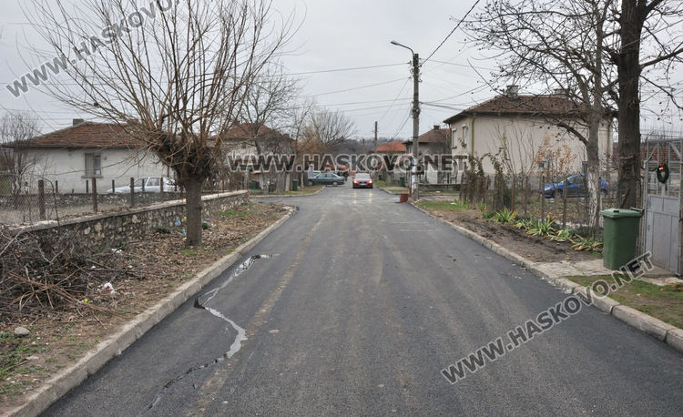 Преасфалтираха улица с нова канализация в „Болярово“
