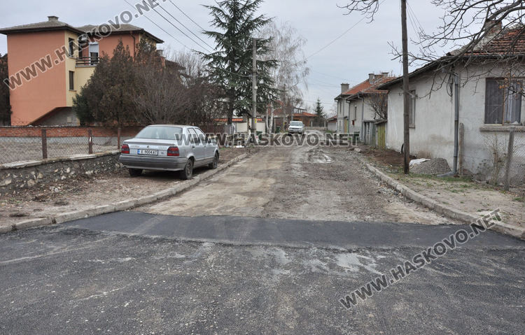 Преасфалтираха улица с нова канализация в „Болярово“