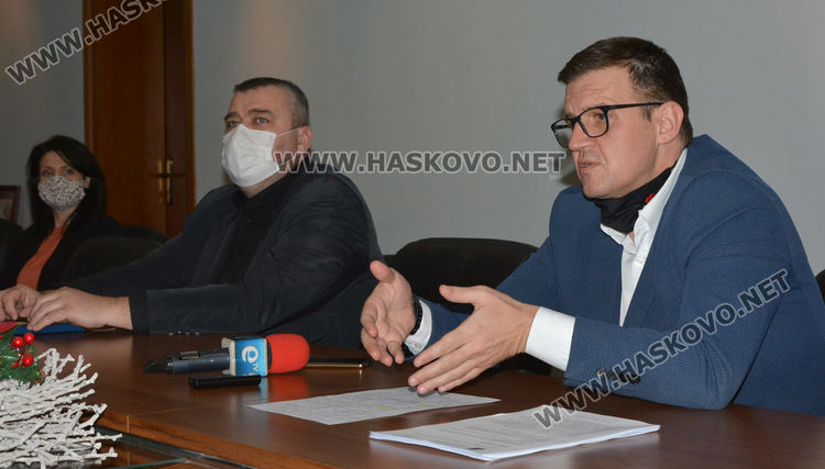 Правят закрит плувен басейн в Хасково за около 1 млн. лева