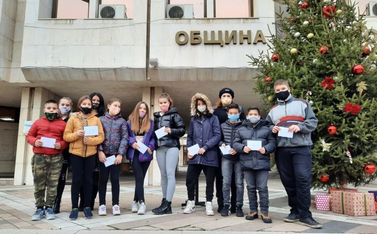 Наградиха 27 деца, изявили се през 2019 година