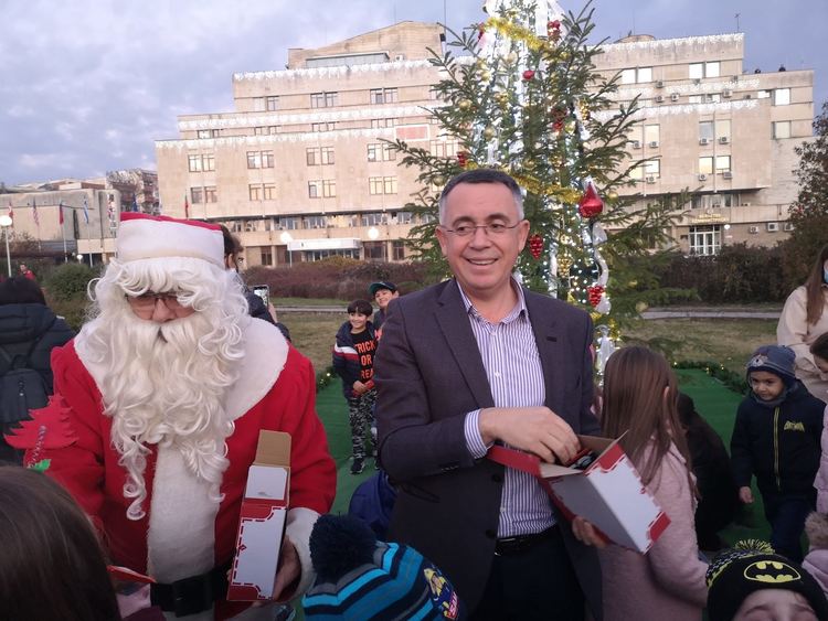 Дядо Коледа посети Кърджали