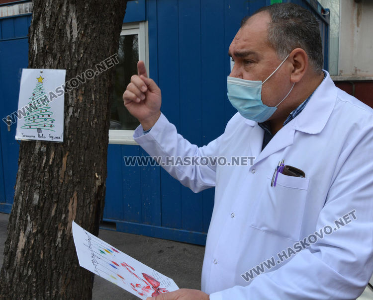 Деца нарисуваха картички с пожелания за всеки в ковид отделенията на Хасковската болница