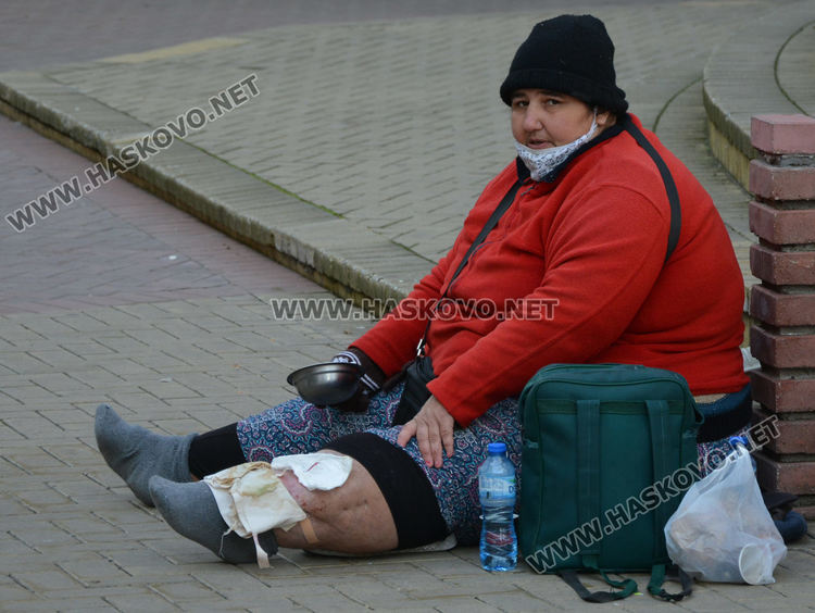 Оживление в центъра на Хасково през слънчевия 24-ти декември