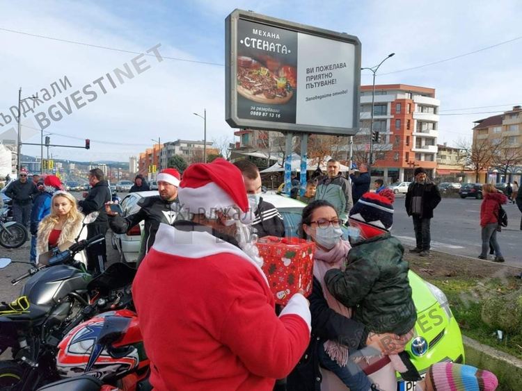 Мотористи от Кърджали и Момчилград събраха за 6 часа 1046, 60 лева за болния Васко, просълзиха родителите му