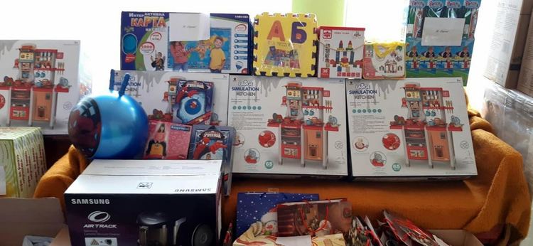 Две детски градини в Неделино получиха оборудване и пособия за децата
