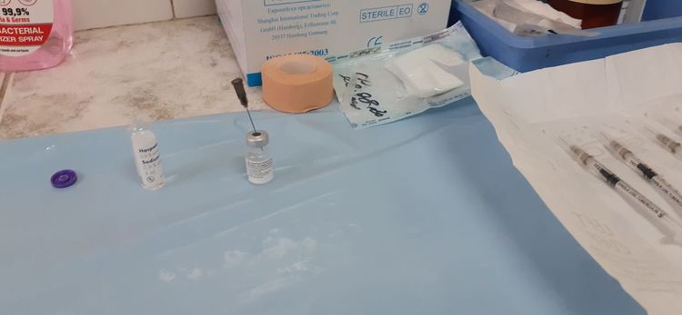 Десет ваксини срещу коронавирус получи днес МБАЛ „Д-р Братан Шукеров”