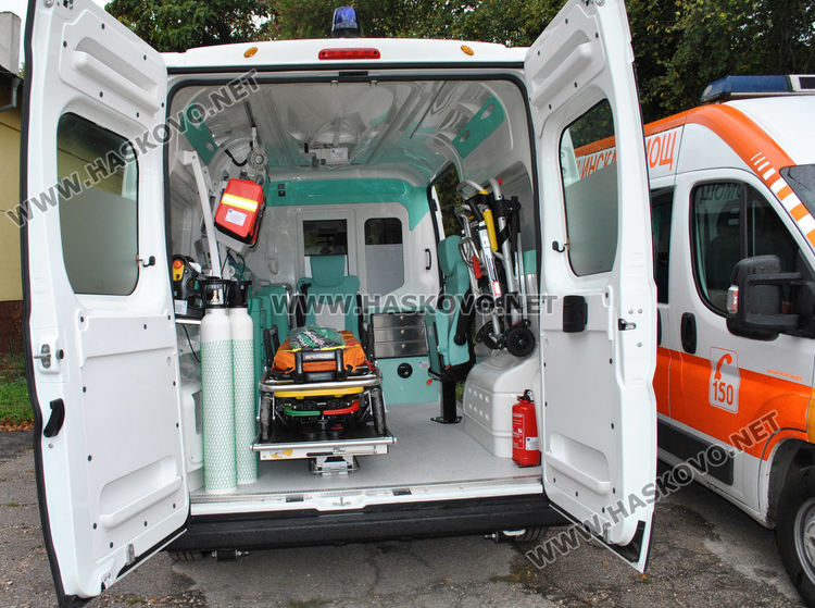 42-годишен мъж почина при товарене на животни