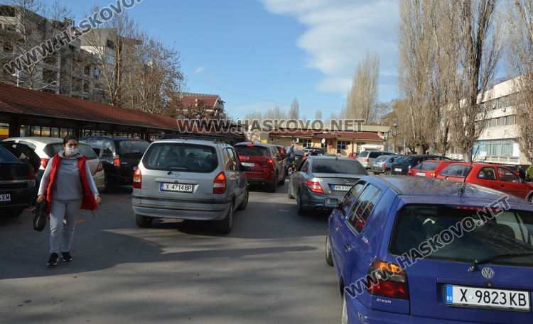 Хасковлии се юрнаха за последни покупки за Нова година