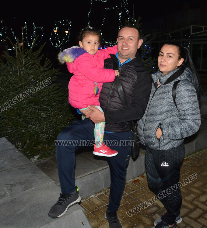 С повече надежда честита Нова 2021 година!