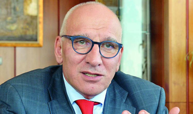 Левон Хампарцумян