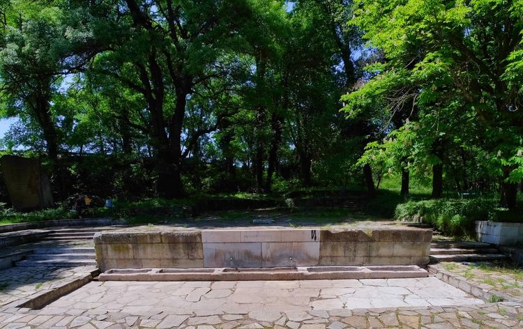 Изворът на Белоногата - история