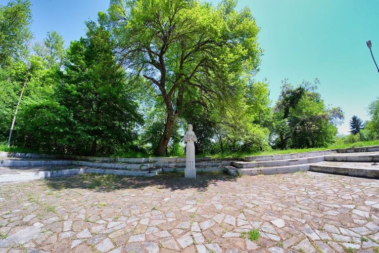 Изворът на Белоногата - история