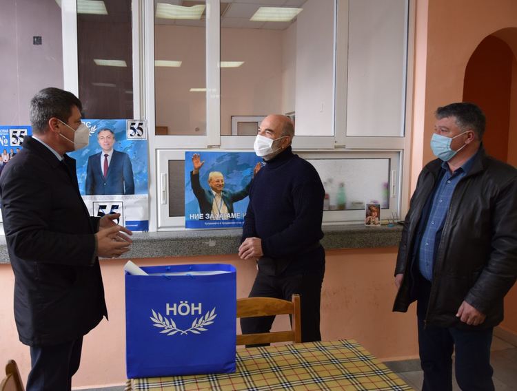 ДПС поднесе поздравителни адреси на своите учредители в община Ардино