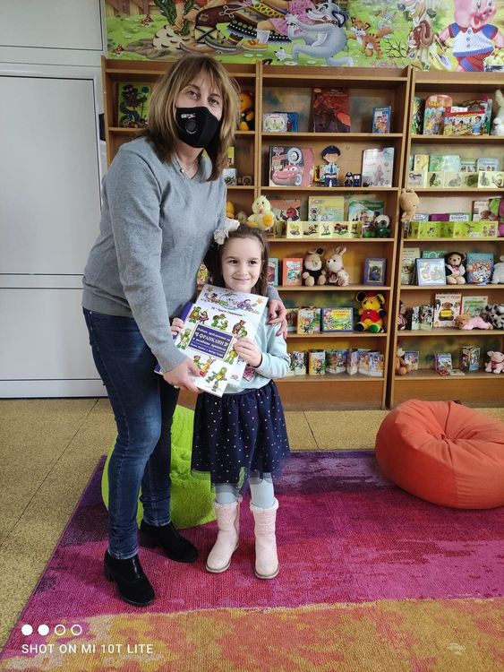 Наградиха най-активните малки читатели в хасковската библиотека