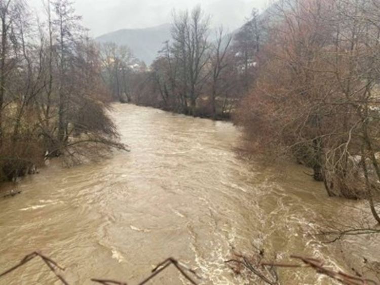 Места проби дига, камъни падат в Кресненското дефиле