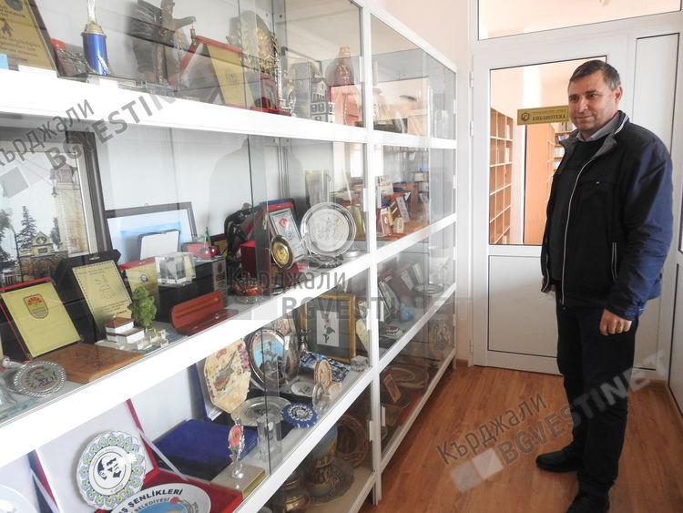 Отличията на читалището