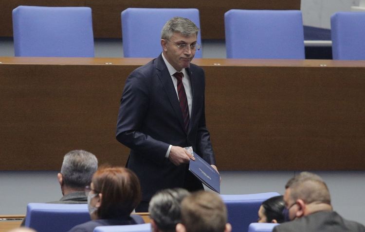 Карадайъ: Предстоят най-важните избори след 1989 г. насам