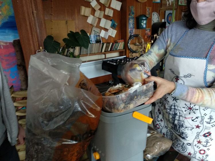 Млади хора от Смолян се включиха в проект "Бъди еко новатор"